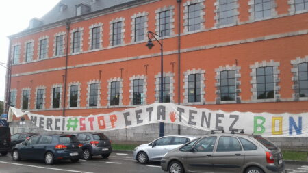 Belçika'da CETA'ya karşı çıkan afiş